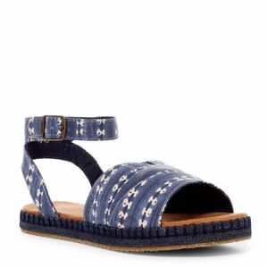 Toms sandals